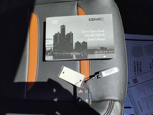 Used 2022 GMC Sierra 2500 AT4 w/ AT4 Preferred Package image 38