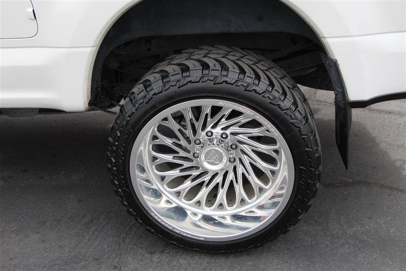 Used 2019 Ford F350 Platinum w/ Platinum Ultimate Package AWD/4WD image 48