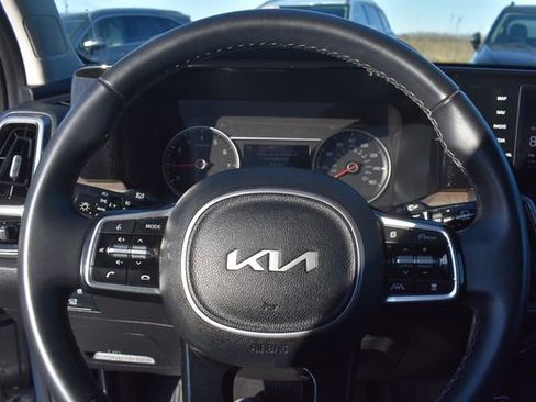 Certified 2023 Kia Sorento X-Line EX image 34