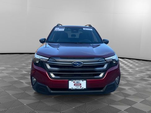 Certified 2025 Subaru Forester Premium image 2