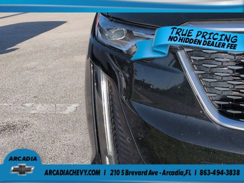 Used 2021 Cadillac XT6 Premium Luxury FWD image 9