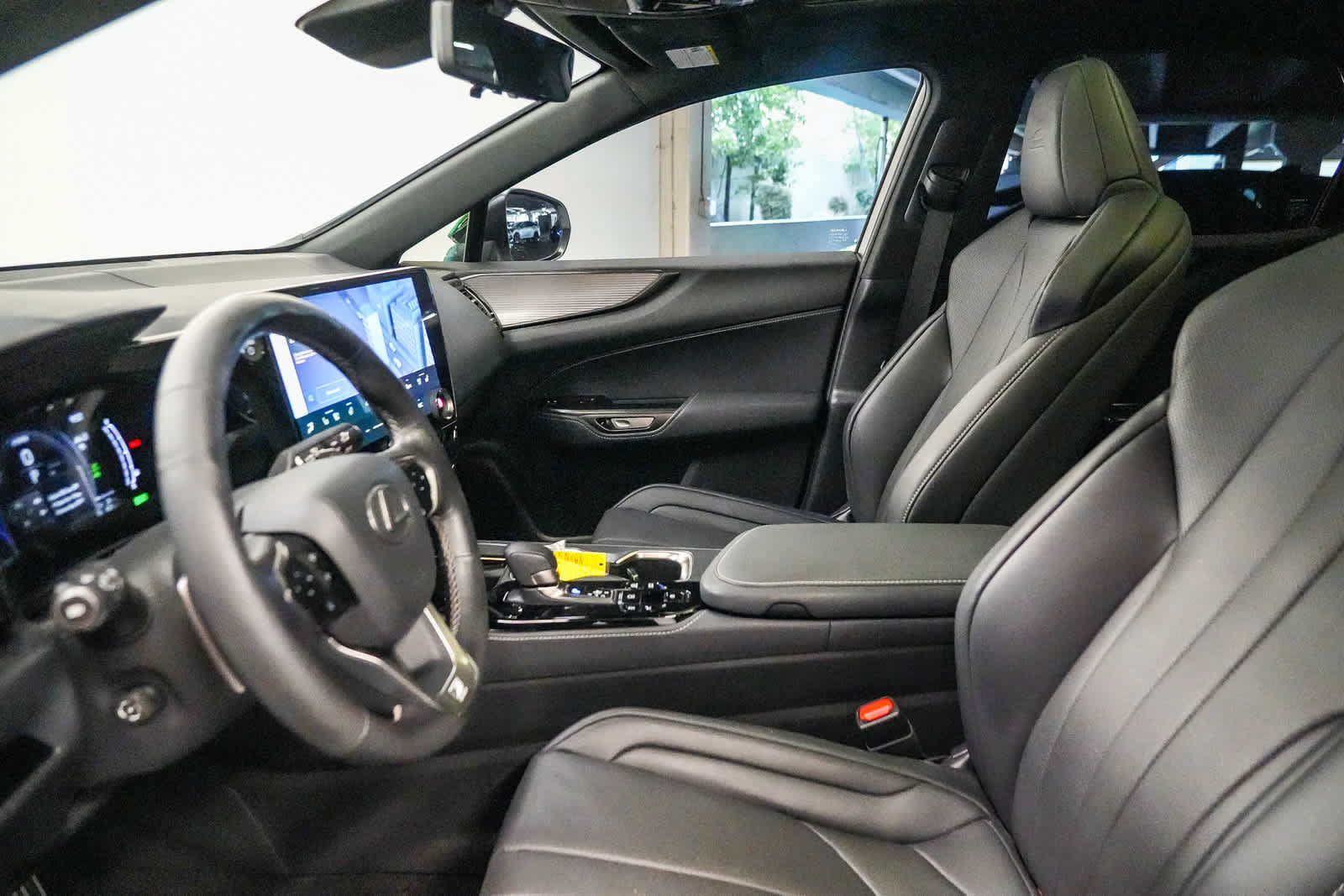 Used 2025 Lexus NX 450h+ F Sport w/ Accessory Package (2T) AWD/4WD image 18