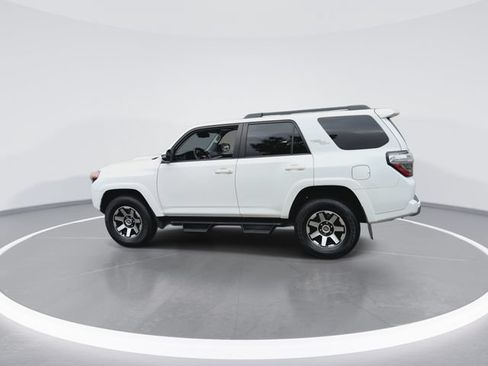 Used 2022 Toyota 4Runner TRD Off-Road Premium w/ Moonroof Package AWD/4WD image 6