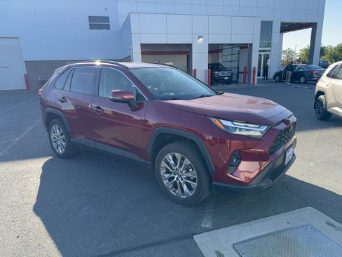 Used 2023 Toyota RAV4 XLE Premium AWD/4WD image 2
