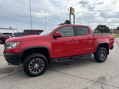 Used 2018 Chevrolet Colorado ZR2 w/ LPO, Premium Interior Package image 2