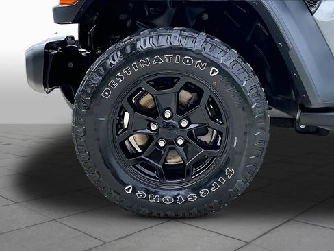 Used 2023 Jeep Wrangler Unlimited w/ Sun & Screen Package AWD/4WD image 11