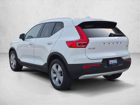 Used 2019 Volvo XC40 T5 Momentum AWD/4WD image 8