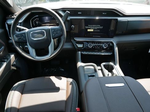 New 2026 GMC Sierra 3500 Denali w/ Denali Reserve Package AWD/4WD image 12