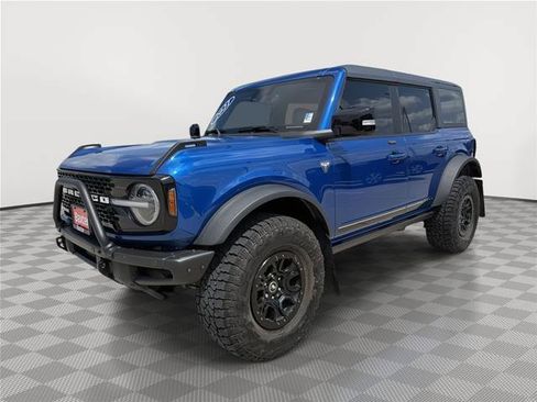 Certified 2021 Ford Bronco First Edition AWD/4WD image 3