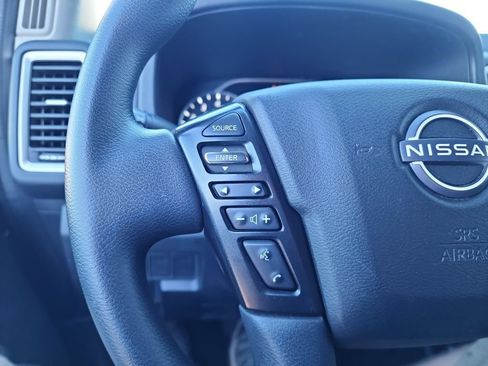 Used 2023 Nissan Frontier SV image 21