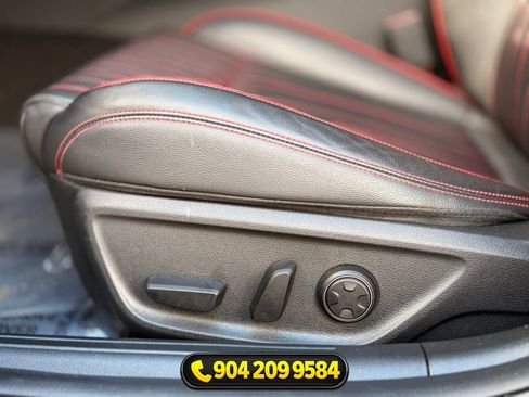Used 2023 Genesis G70 2.0T w/ Sport Prestige Package RWD image 14