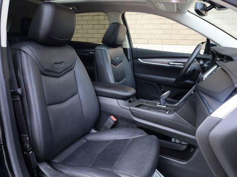 Used 2019 Cadillac XT5 Luxury FWD image 28