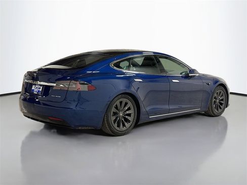 Used 2020 Tesla Model S Long Range image 7