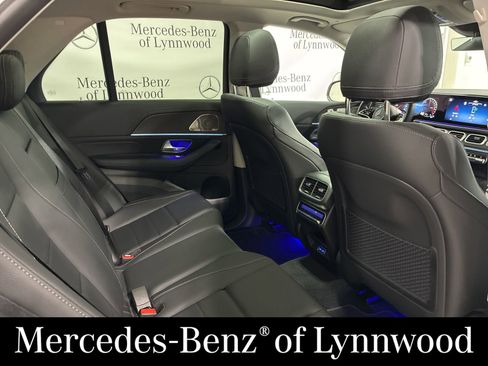 New 2026 Mercedes-Benz GLE 450e 4MATIC image 14