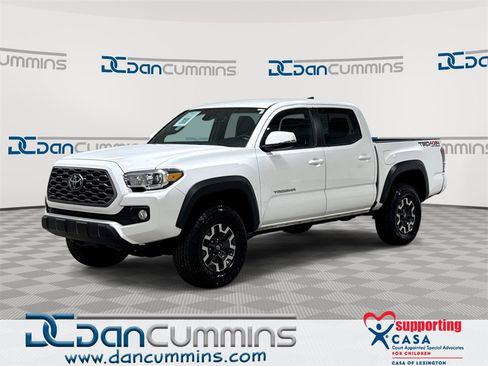 Used 2023 Toyota Tacoma TRD Off-Road image 1
