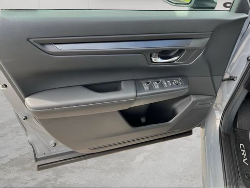Used 2026 Honda CR-V EX image 11