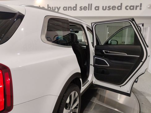 Used 2021 Kia Telluride S image 92