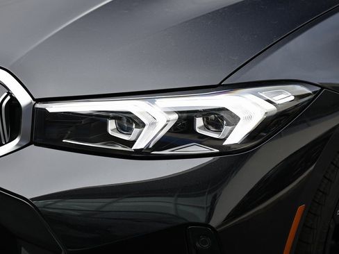 New 2026 BMW 330i Sedan image 12