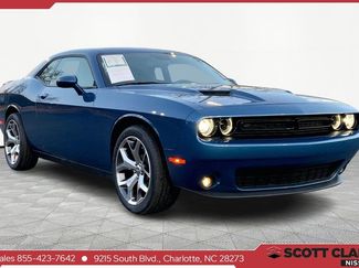 Used 2022 Dodge Challenger SXT w/ Plus Package 360° Tour