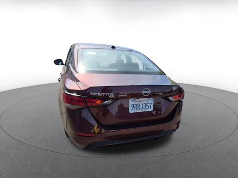 Used 2025 Nissan Sentra SV image 8