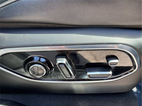 Used 2021 Jeep Grand Cherokee L Overland w/ Luxury Tech Group IV image 51