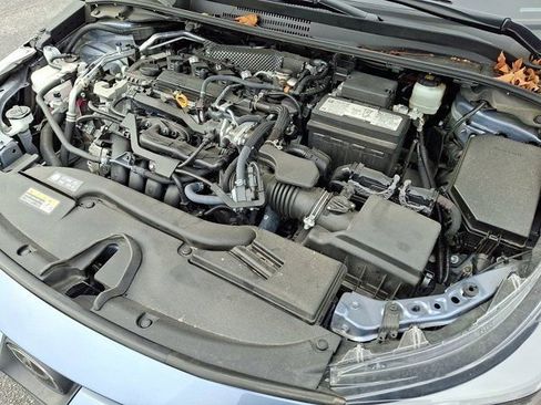 Used 2024 Toyota Corolla LE image 32