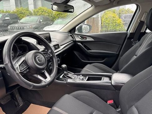 Used 2017 MAZDA MAZDA3 Sport w/ Preferred Equipment Package FWD image 10
