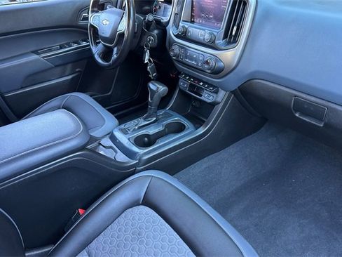 Used 2021 Chevrolet Colorado Z71 w/ Safety Package image 18