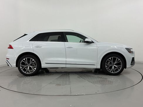 Used 2023 Audi Q8 Prestige AWD/4WD image 8