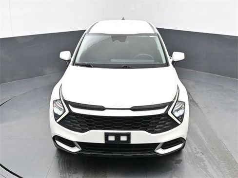 Used 2023 Kia Sportage LX image 14