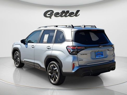 Used 2025 Subaru Forester Limited image 4