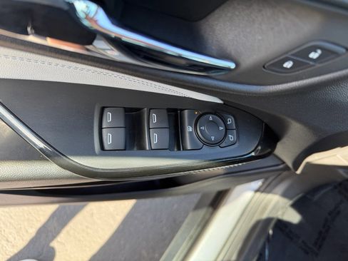 Used 2025 Chevrolet Trax LT w/ LT Convenience Package image 20