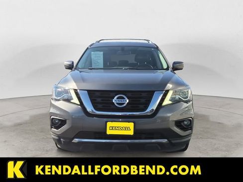 Used 2018 Nissan Pathfinder Platinum AWD/4WD image 8