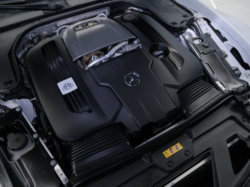 Used 2026 Mercedes-Benz Maybach SL 680 image 59