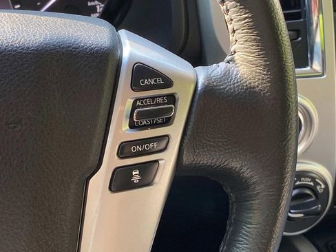 Used 2021 Nissan Titan SV w/ SV Convenience Package AWD/4WD image 19