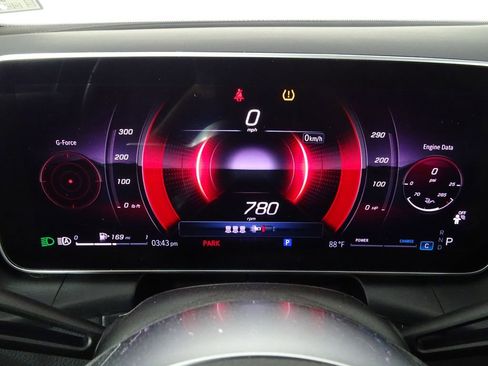 Used 2024 Mercedes-Benz GLC 300 image 28