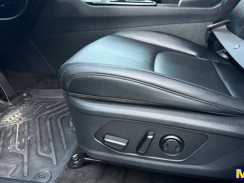 Used 2025 Kia Sportage EX w/ EX Premium Package image 13