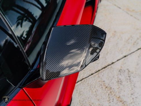 Used 2025 Lamborghini Revuelto AWD/4WD image 11