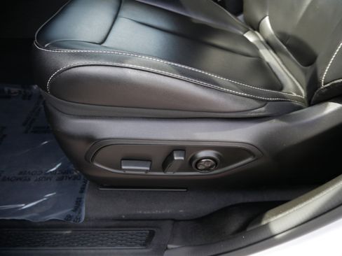 Used 2024 Jeep Grand Cherokee Limited AWD/4WD image 20