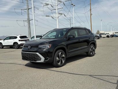 New 2026 Volkswagen Taos SE