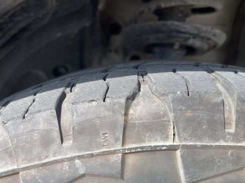 Used 2025 Honda Pilot TrailSport image 8