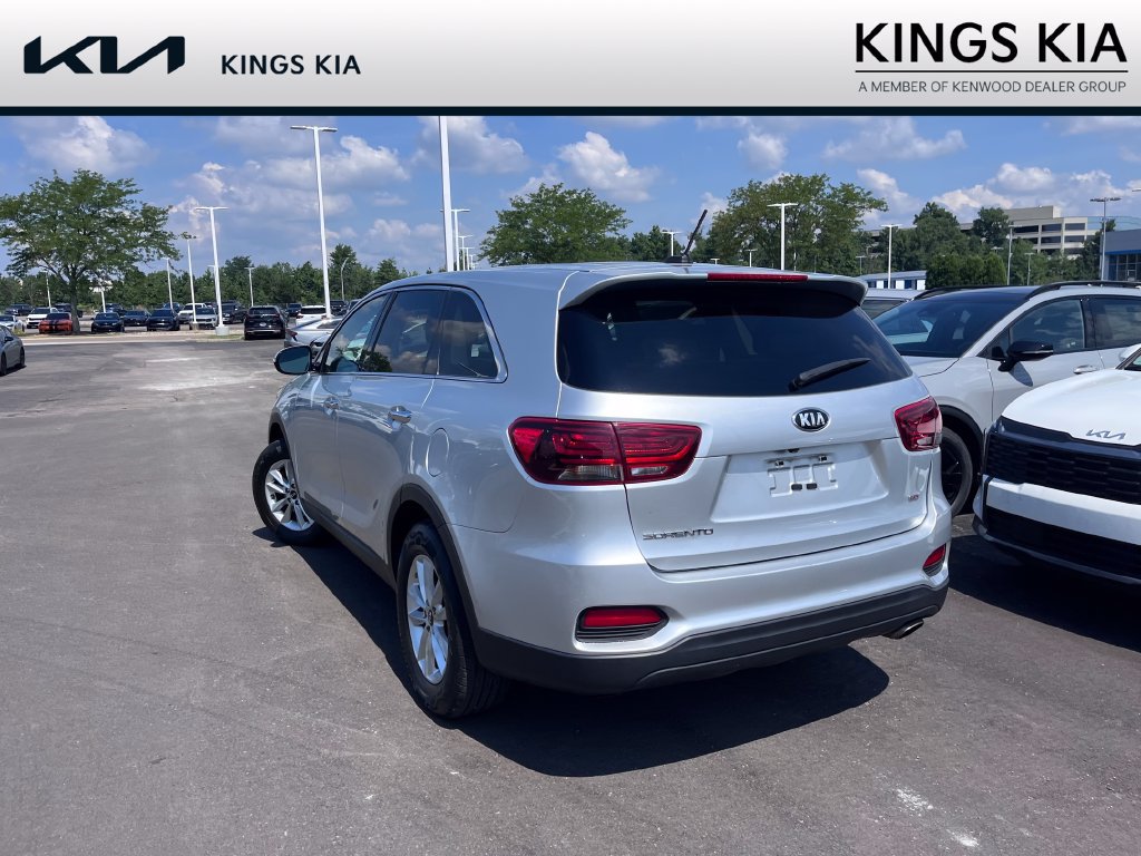 Used 2019 Kia Sorento L FWD image 5