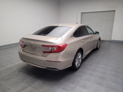 Used 2019 Honda Accord LX image 9