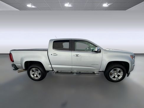Used 2017 Chevrolet Colorado LT w/ Luxury Package, Chrome RWD image 7