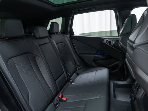 New 2026 BMW X3 xDrive30 w/ Premium Package image 24