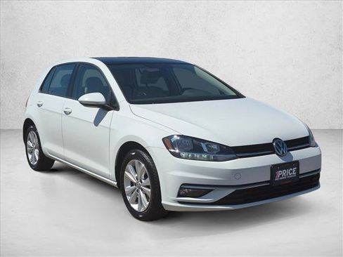 Used 2019 Volkswagen Golf SE FWD image 3