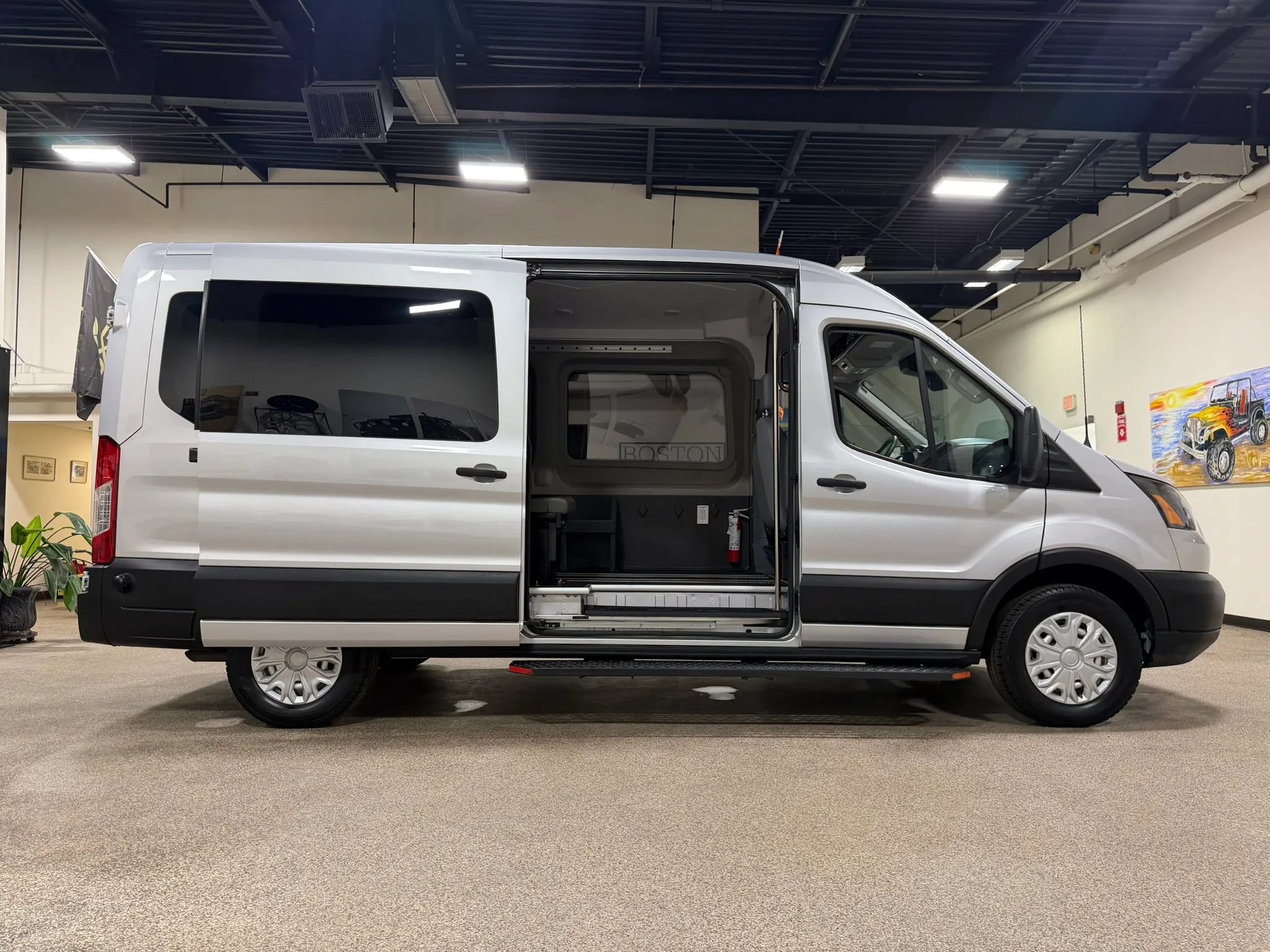 Used 2019 Ford Transit 250 148 Medium Roof RWD image 20