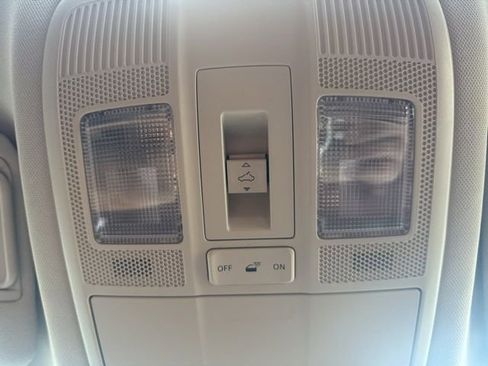 Used 2023 MAZDA CX-5 Carbon Edition image 19