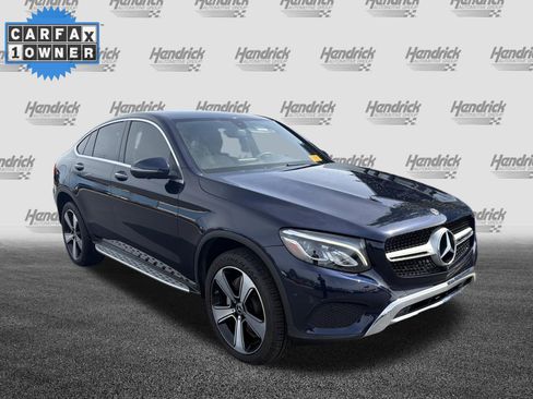 Used 2019 Mercedes-Benz GLC 300 4MATIC Coupe image 2