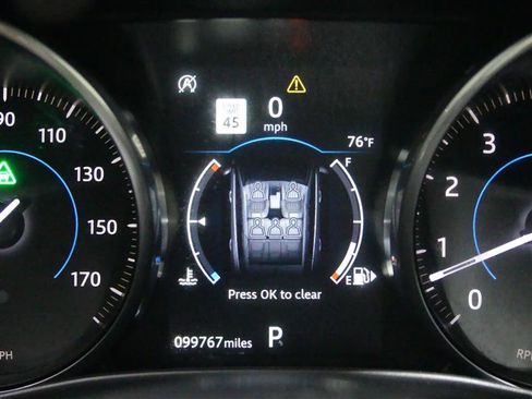 Used 2018 Jaguar F-PACE S AWD/4WD image 34